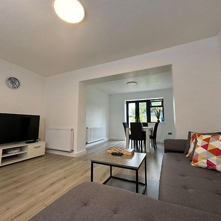 Superb Cozy House In Warrington Villa Luaran gambar