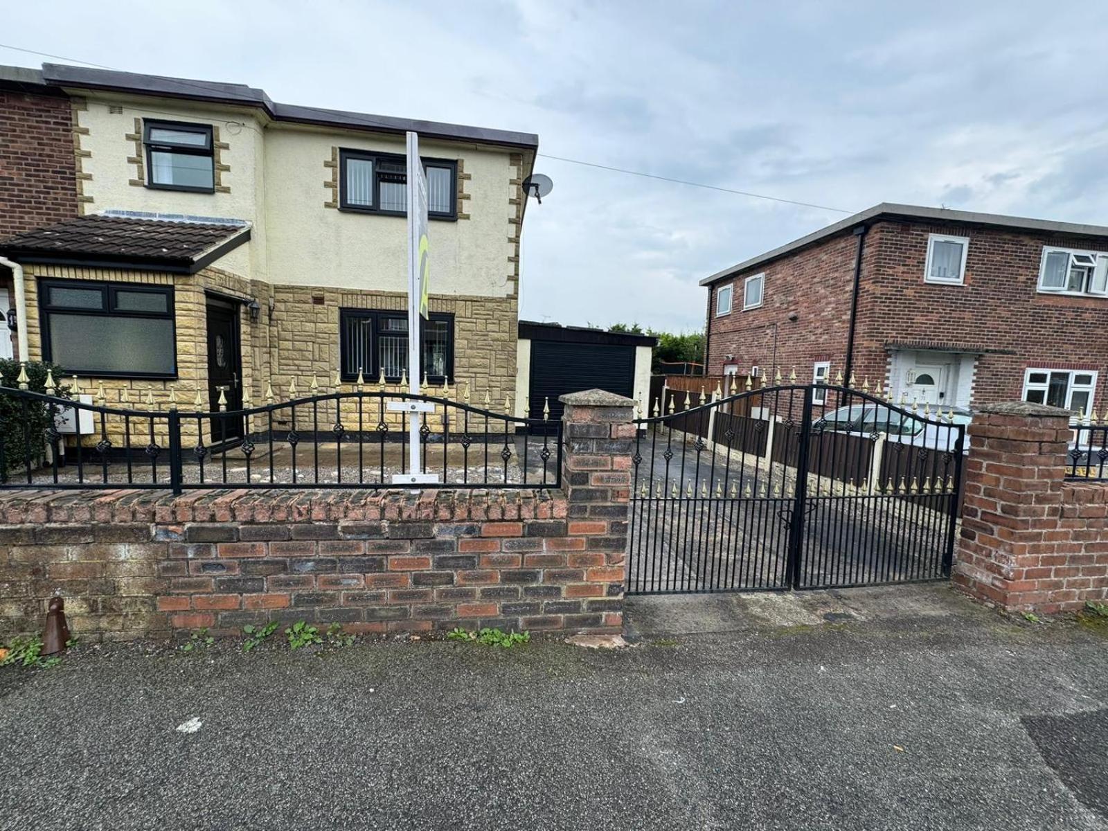 Superb Cozy House In Warrington Villa Luaran gambar