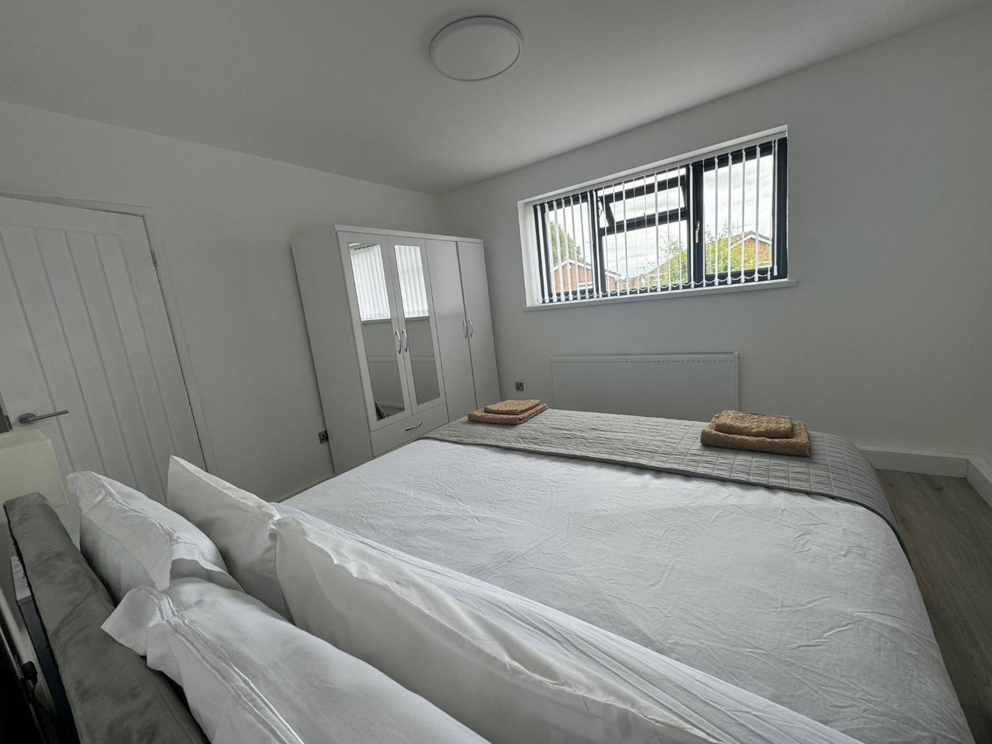 Superb Cozy House In Warrington Villa Luaran gambar